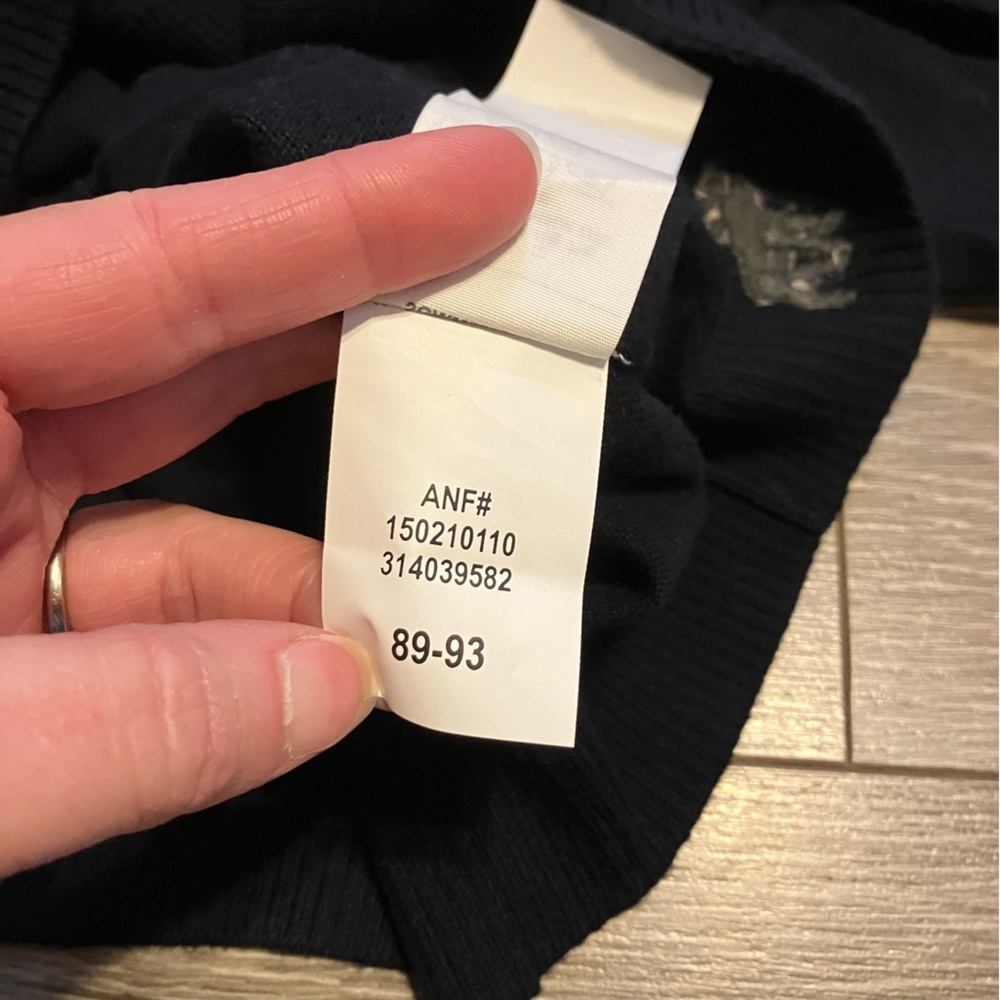 NWT ✨Y2K✨Abercrombie & Fitch Dark Navy Women's Cardigan Sweater - Picture 5 of 9